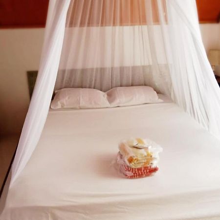 Coconut Gili Meno Hotel Екстериор снимка